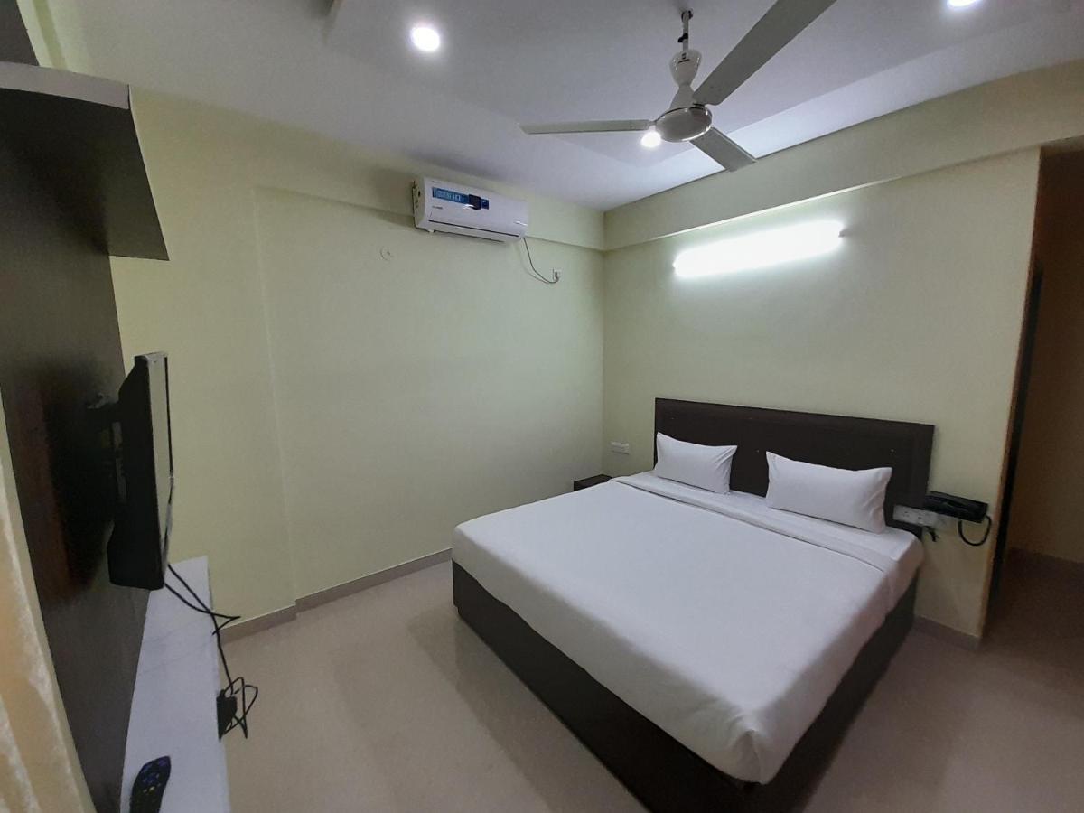 Redkey Inn Airport Bangalore Extérieur photo