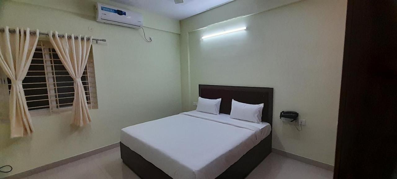 Redkey Inn Airport Bangalore Extérieur photo